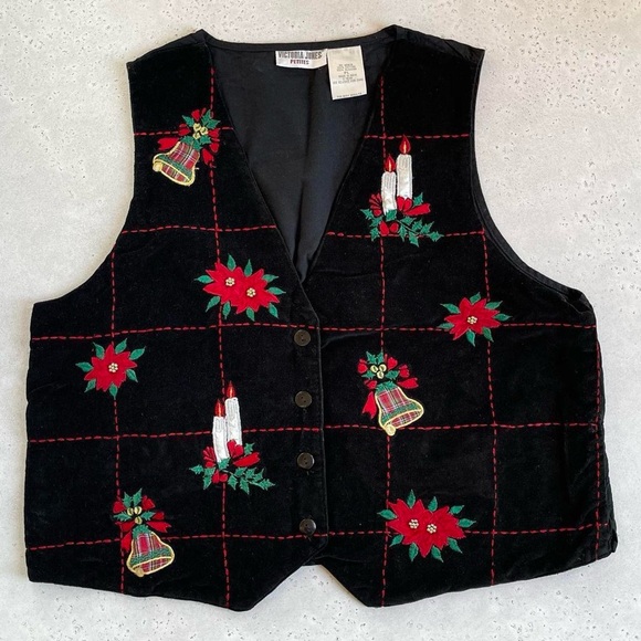 Victoria Jones Tops - Vintage Victoria Jones Petites Black Velvet Embroidered Christmas Holiday Vest